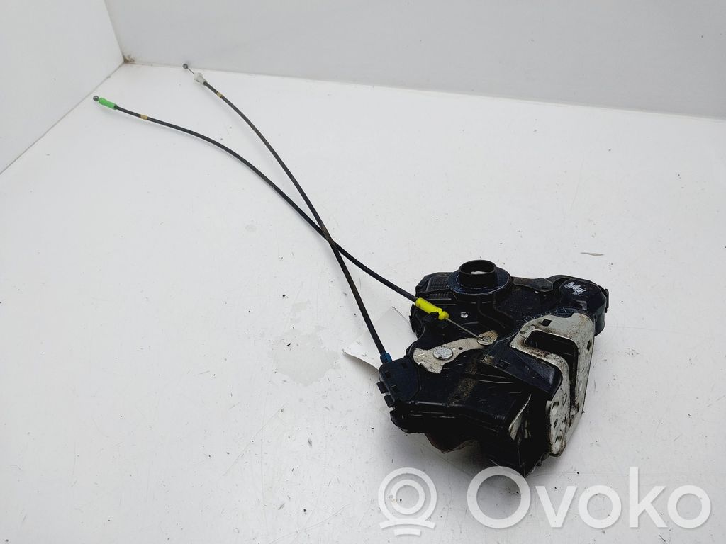 Toyota Auris E180 Zamek drzwi przednich 