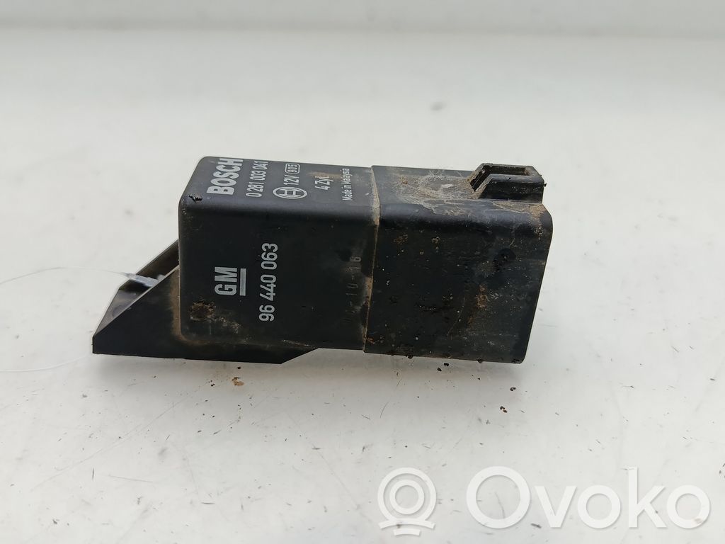 Chevrolet Epica Hehkutulpan esikuumennuksen rele 