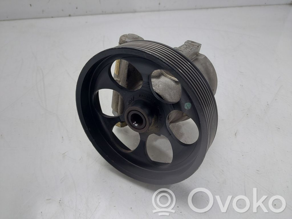 Nissan Primera Pompe direction assistée