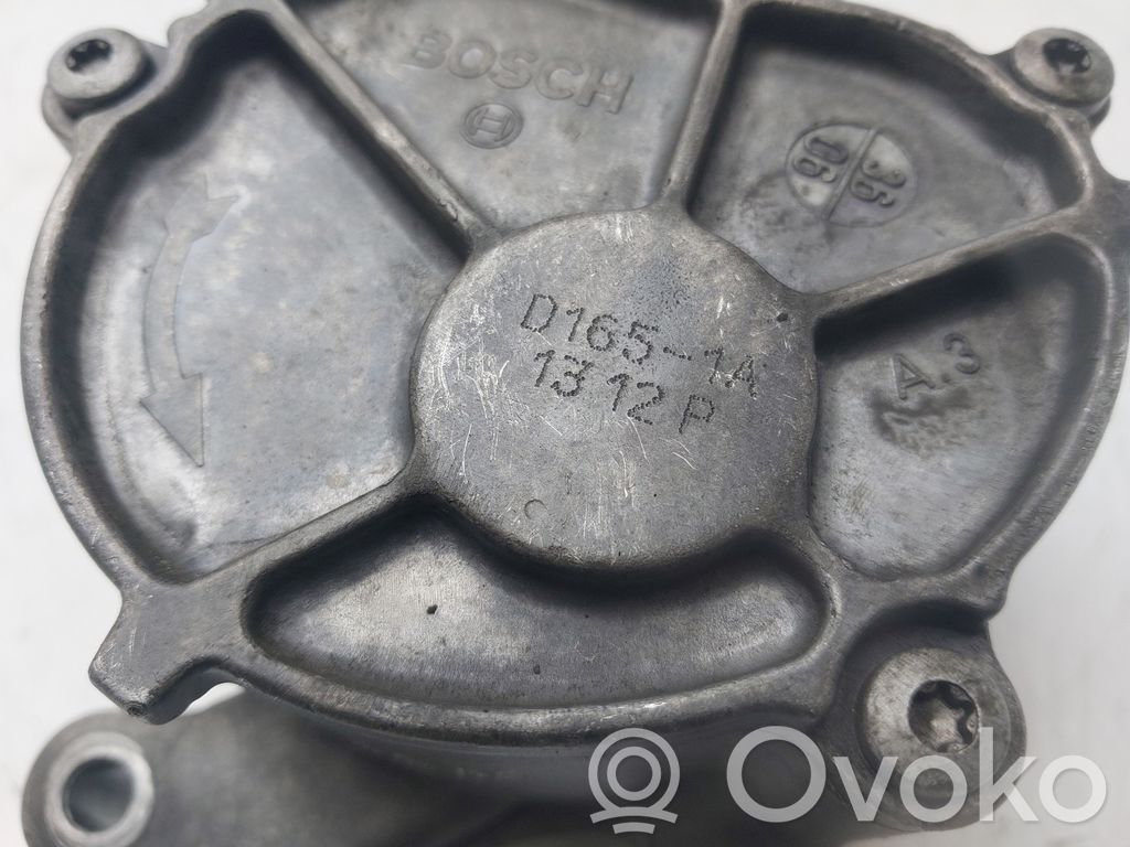 Volvo V50 Pompe à vide 