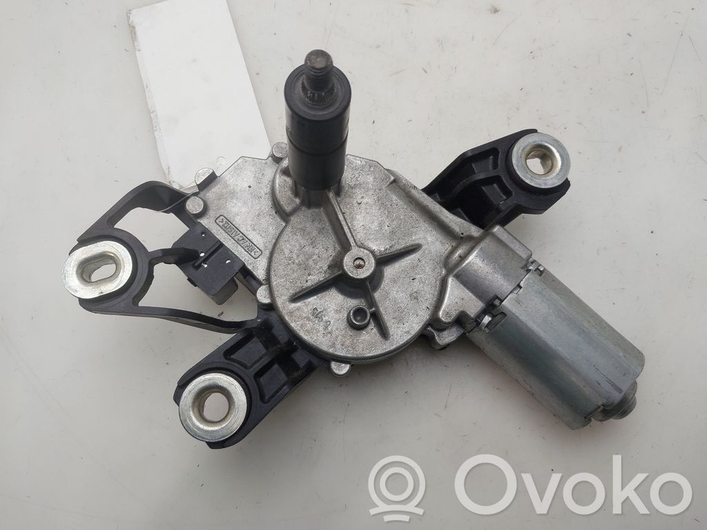 Volkswagen Polo V 6R Silniczek wycieraczki szyby tylnej 