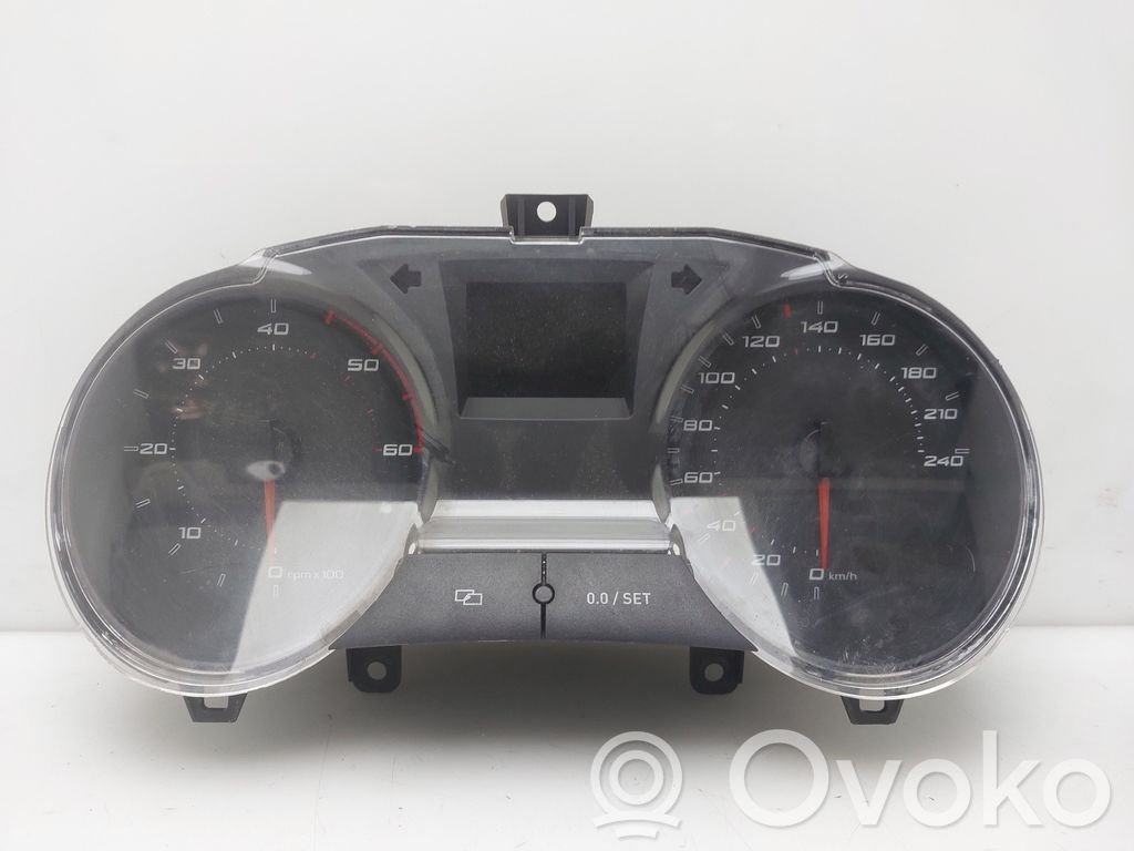 Seat Ibiza IV (6J,6P) Geschwindigkeitsmesser Cockpit 