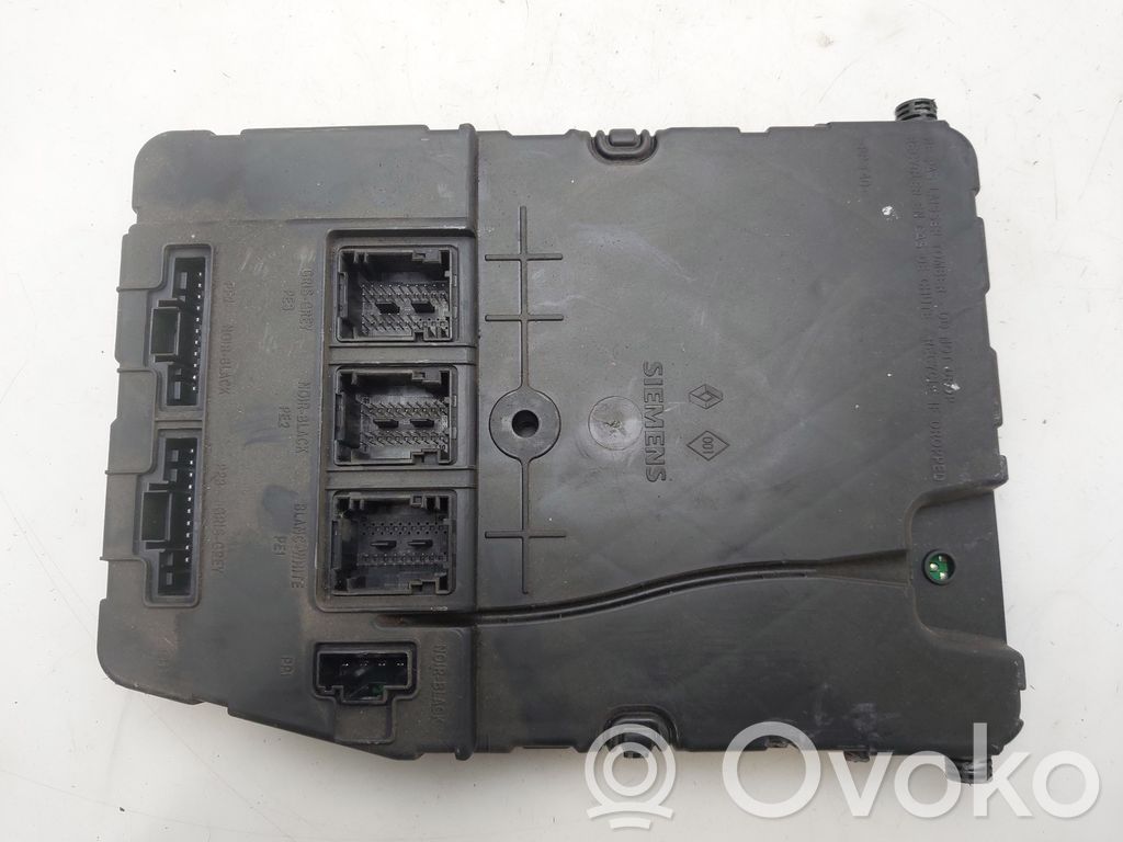 Renault Megane II Módulo de fusible
