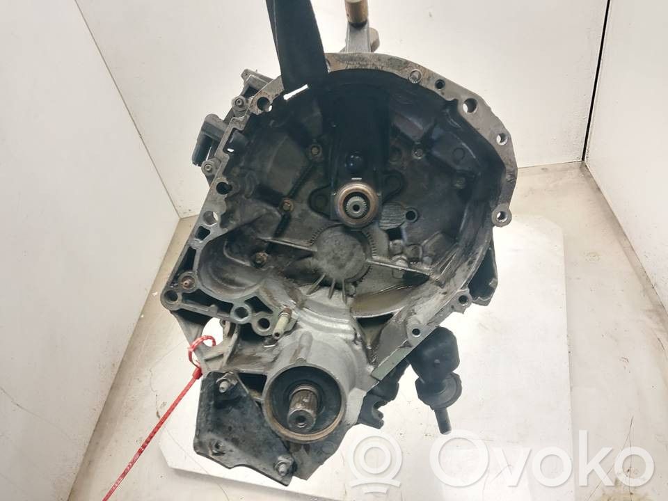 Renault Clio II Manualna 5-biegowa skrzynia biegów 