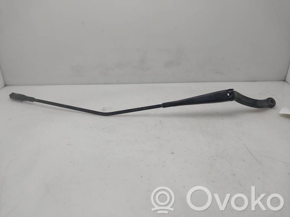 Opel Corsa D Brazo del limpiaparabrisas delantero
