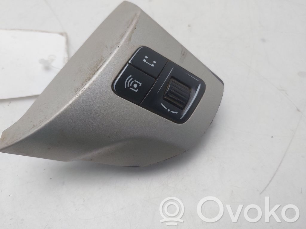 Volkswagen Golf V Interruttore/pulsante di controllo multifunzione 