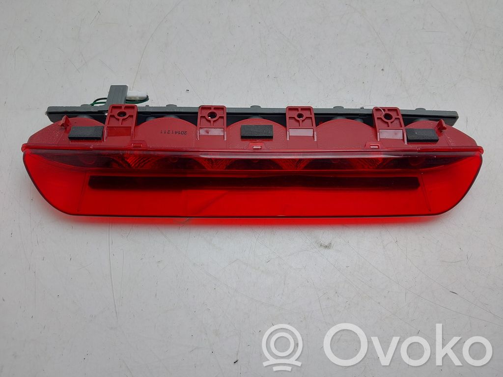 Toyota Land Cruiser (J120) Luz de freno adicional/tercera