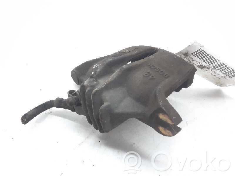 Peugeot 206 Zacisk hamulcowy przedni 