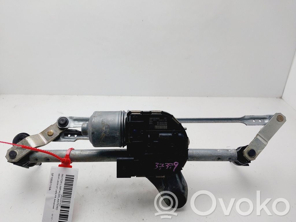 Seat Leon (5F) Motor y varillaje del limpiaparabrisas delantero 