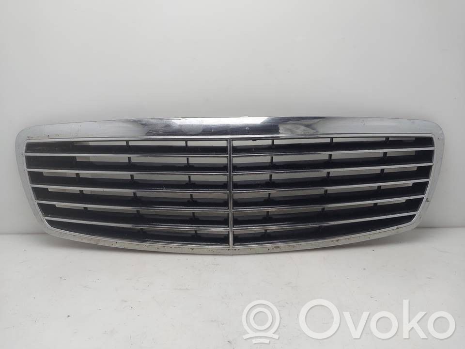Mercedes-Benz E W211 Grille de calandre avant 