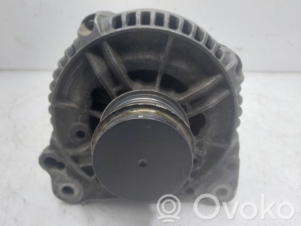 Audi A4 S4 B5 8D Alternador 