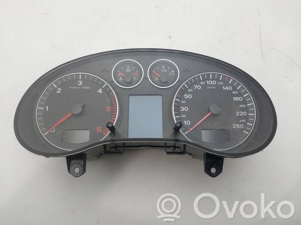 Audi A3 S3 8P Geschwindigkeitsmesser Cockpit