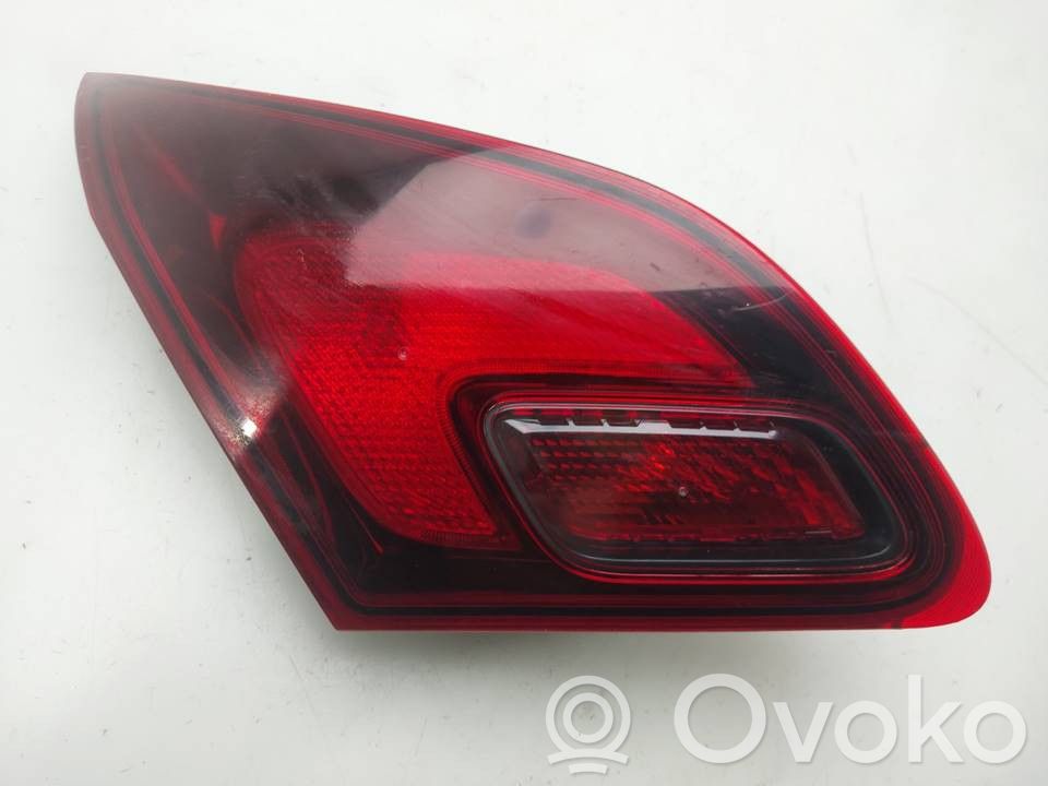 Opel Astra J Luci posteriori del portellone del bagagliaio