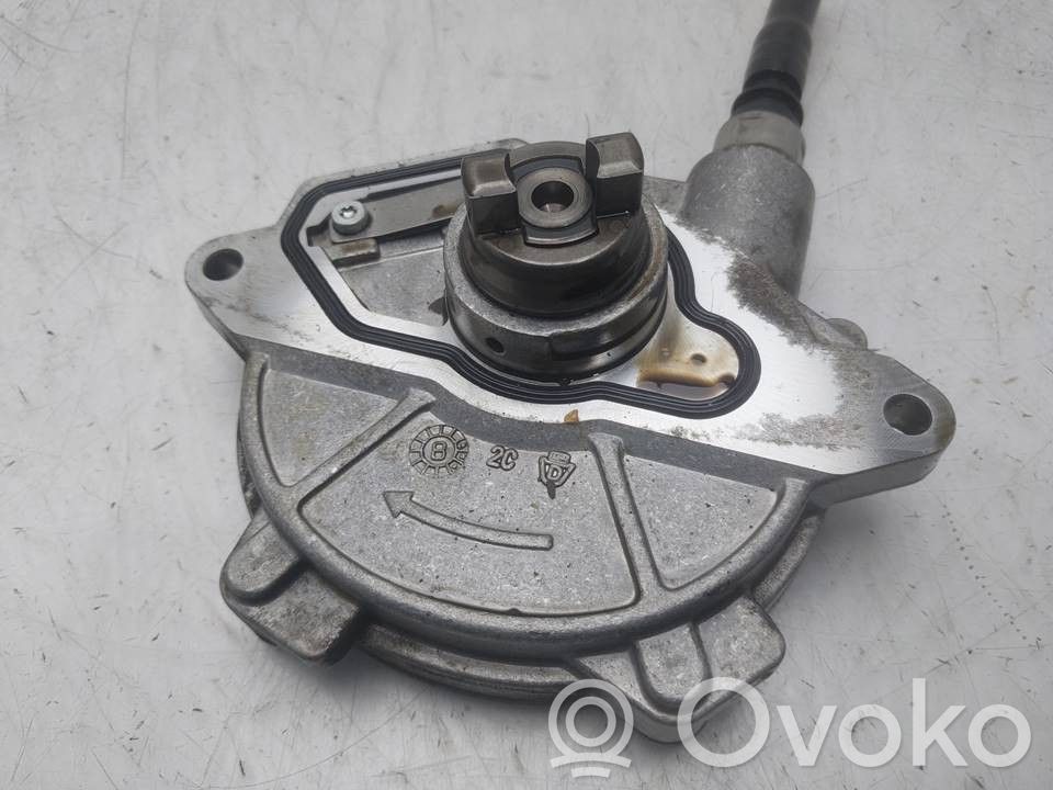 Mercedes-Benz B W245 Pompe à vide 