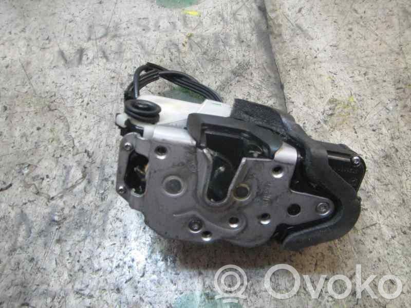 Cerradura de puerta trasera   13578025