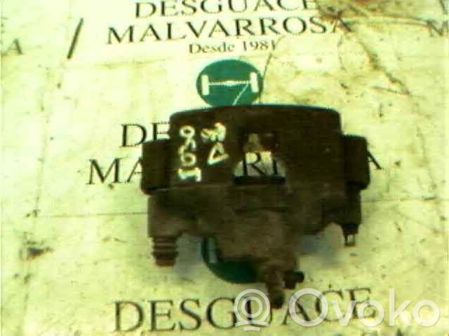 Caliper de freno delantero