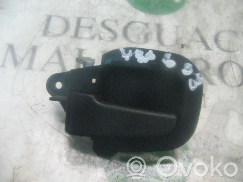 Manecilla interna puerta delantera   51211960807