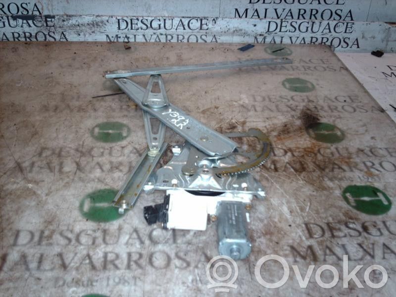 Front door manual window regulator
