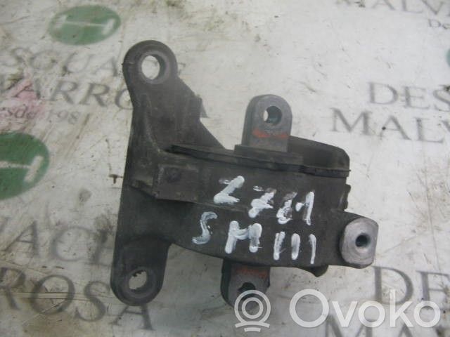 Soporte de montaje del motor