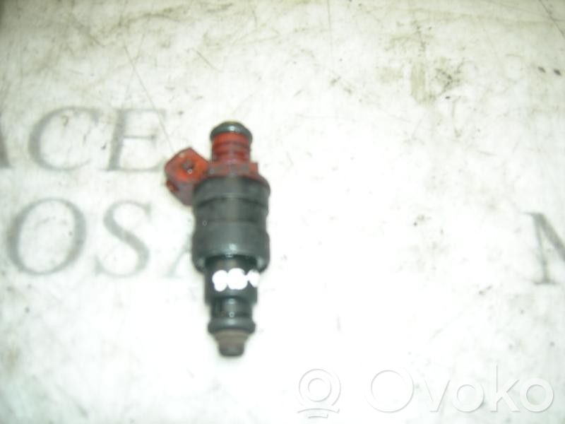 Inyector de combustible