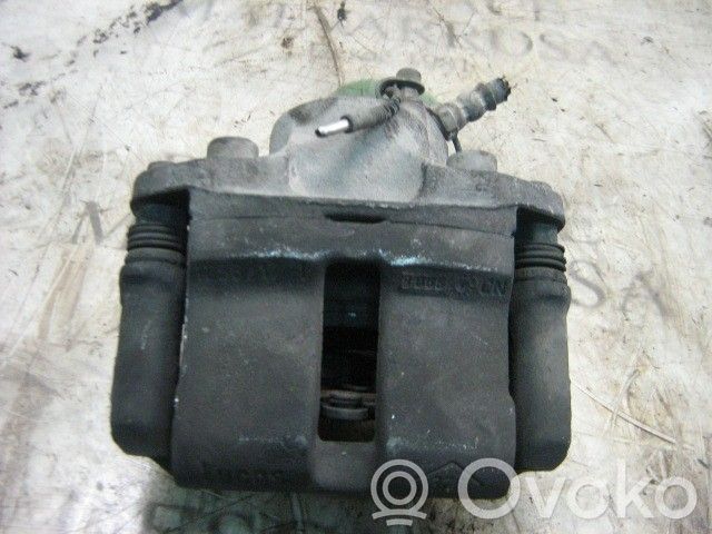 Caliper de freno delantero