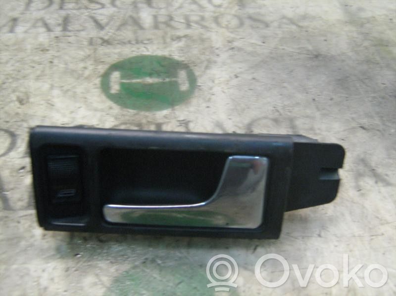 Klamka wewnętrzna drzwi przednich   4A0837020C9XB