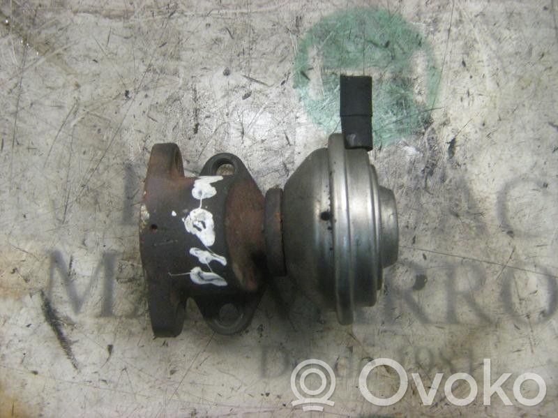 Válvula EGR   046131503A