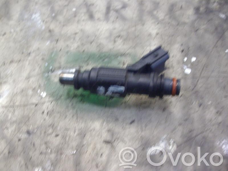Inyector de combustible