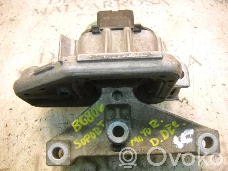 Citroen C3 Engine mount bracket 