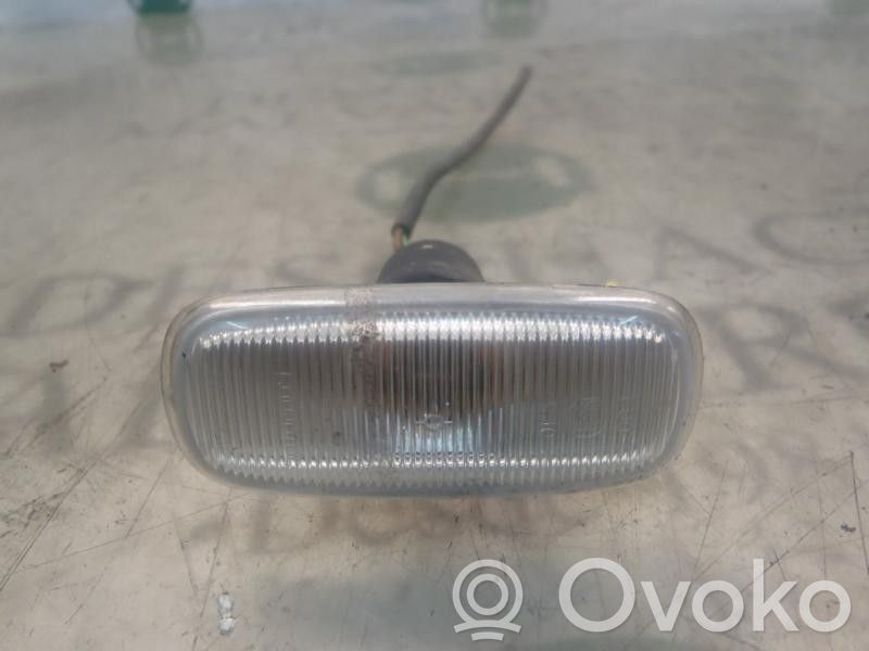 Seitenblinker   4B0949127