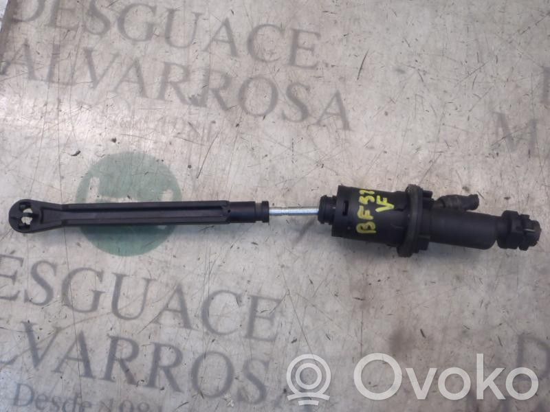 Citroen C4 I Cilindro maestro de embrague 