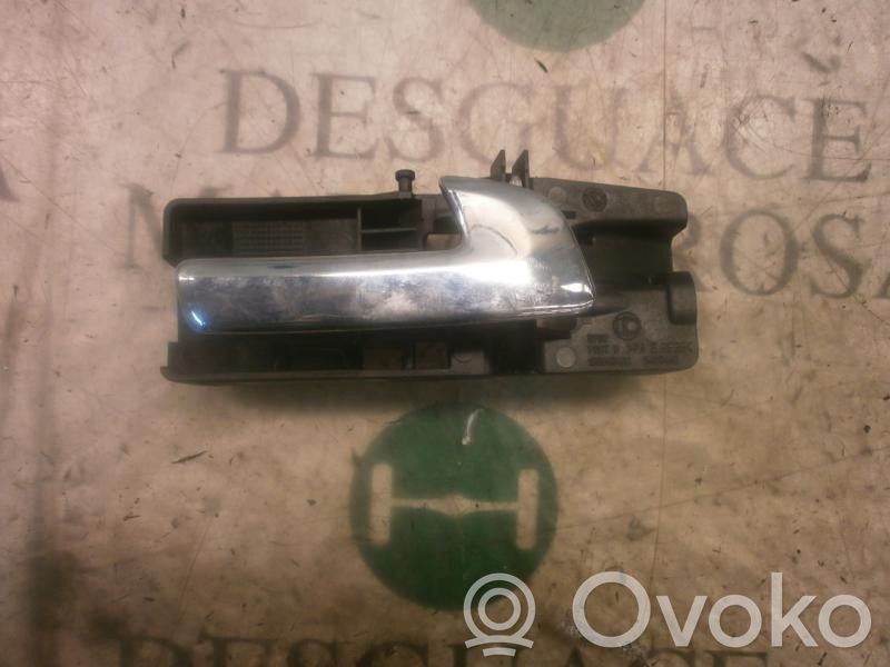 Manecilla interna puerta trasera   50502159