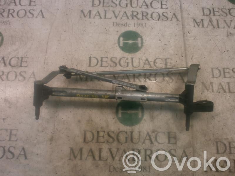 Brazo del limpiaparabrisas delantero