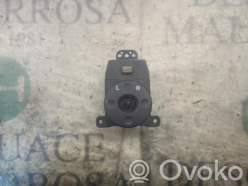 Hyundai Accent Interruptor del espejo lateral 