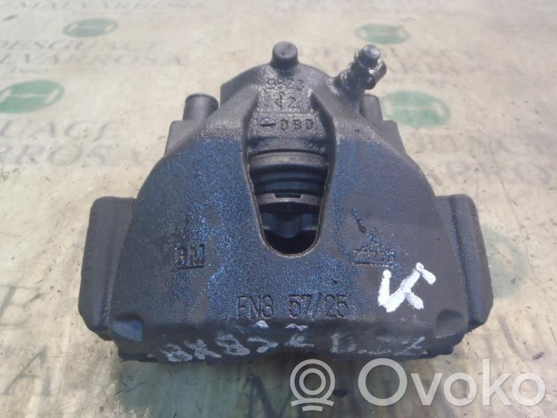 Caliper de freno delantero