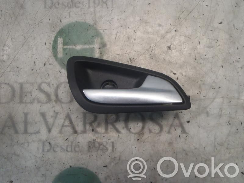 Ford Focus Mâner interior ușă față 