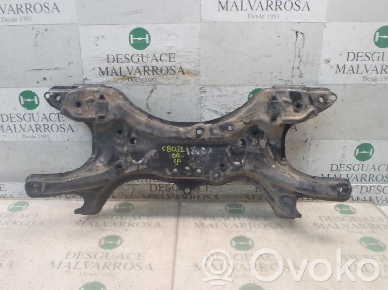 Toyota Corolla E110 Sottotelaio anteriore