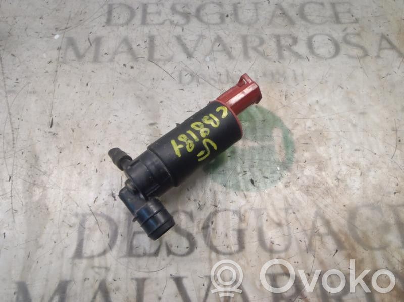 Land Rover Freelander Windscreen/windshield washer pump 
