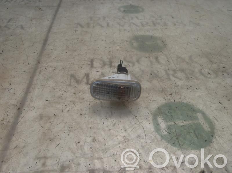 Honda Civic Semnalizator bară față
