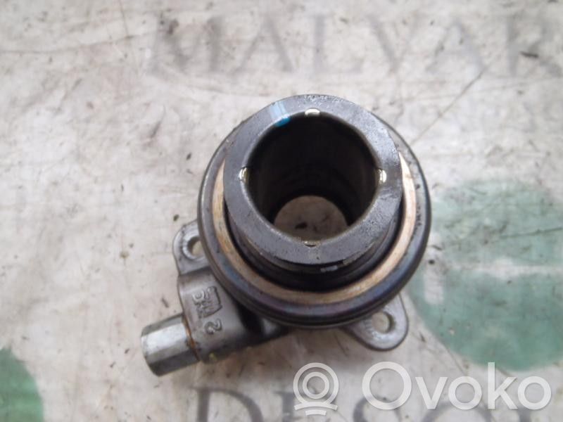 Cilindro de embrague hidráulico   96865887
