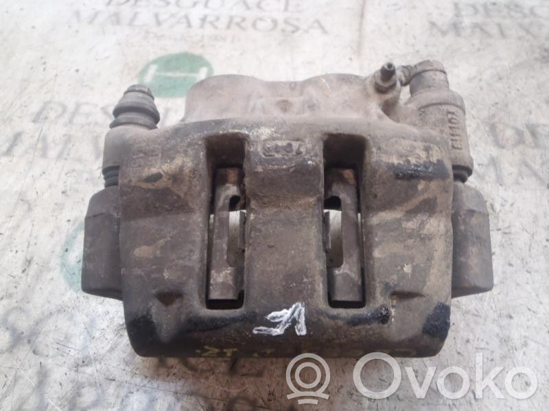 Caliper de freno delantero