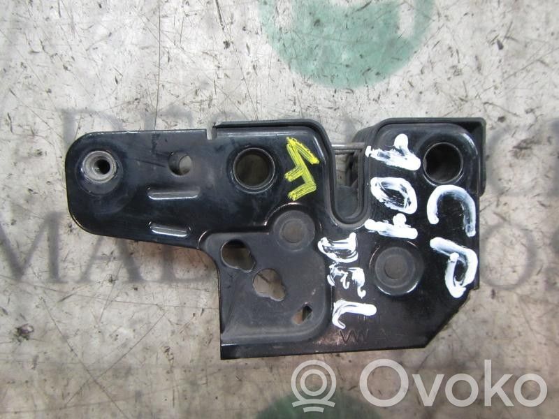 Volkswagen Caddy Tie down hook / loop 