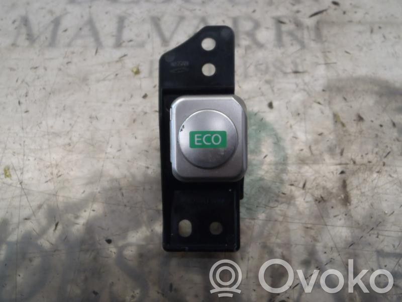 Nissan Note (E12) Other control units/modules 
