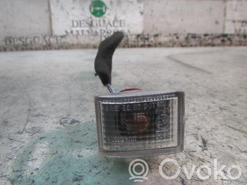 Opel Antara Semnalizator bară față 