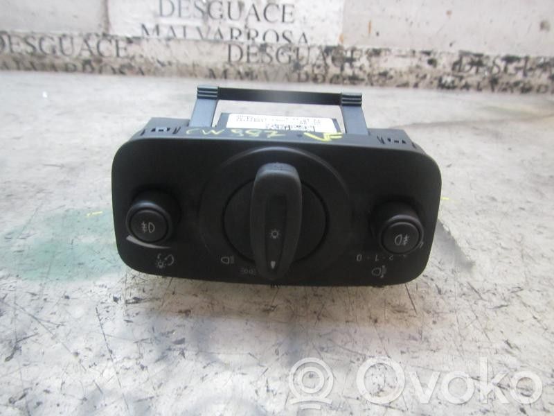 Interruptor de control del panel de luces   1787263,10099411,10099411