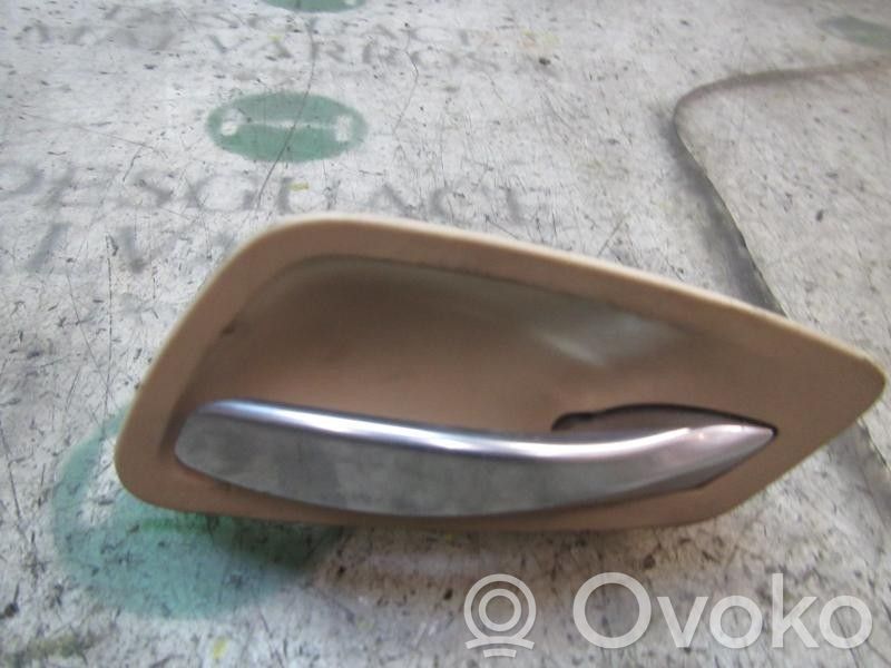 Manecilla interna puerta trasera   51417144550
