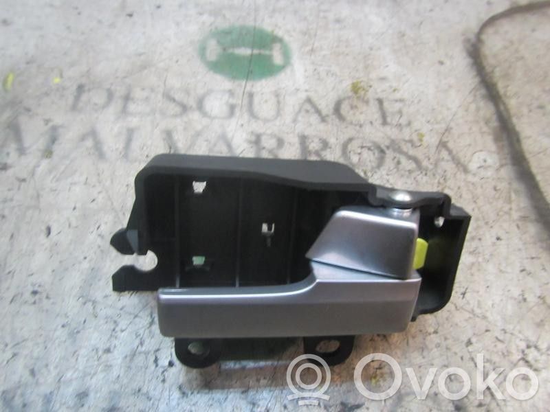 Front door interior handle   1470111