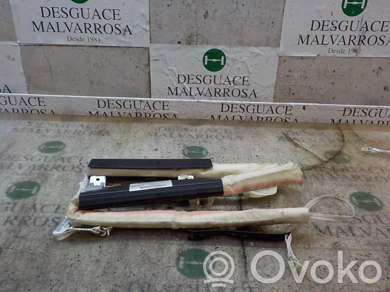 Dodge Caliber Airbag de la puerta delantera 