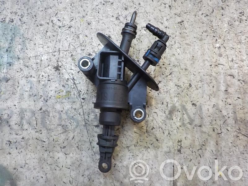 Ford Fiesta Kytkimen pääsylinteri 