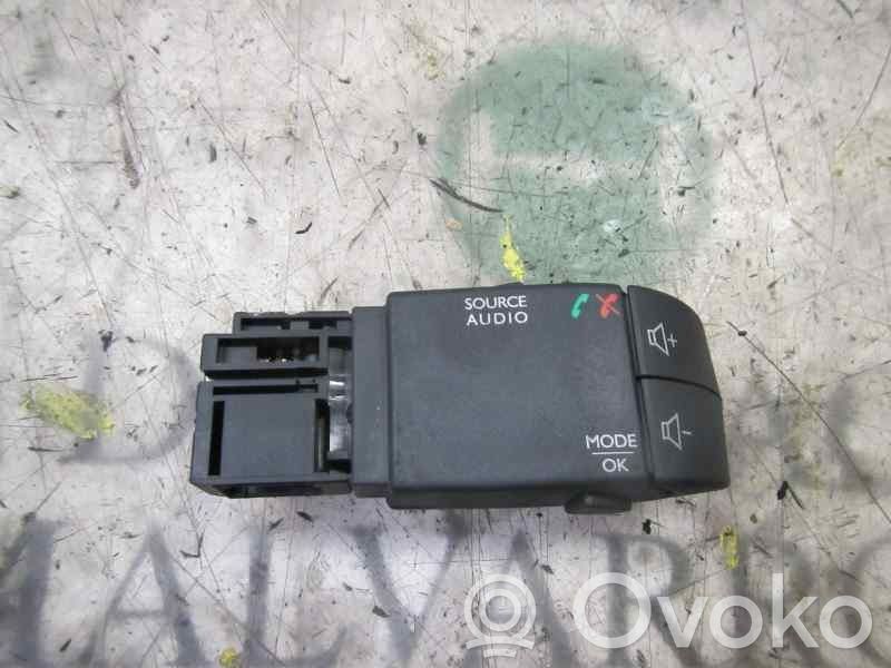 Renault Twingo II Sonstige Steuergeräte / Module 